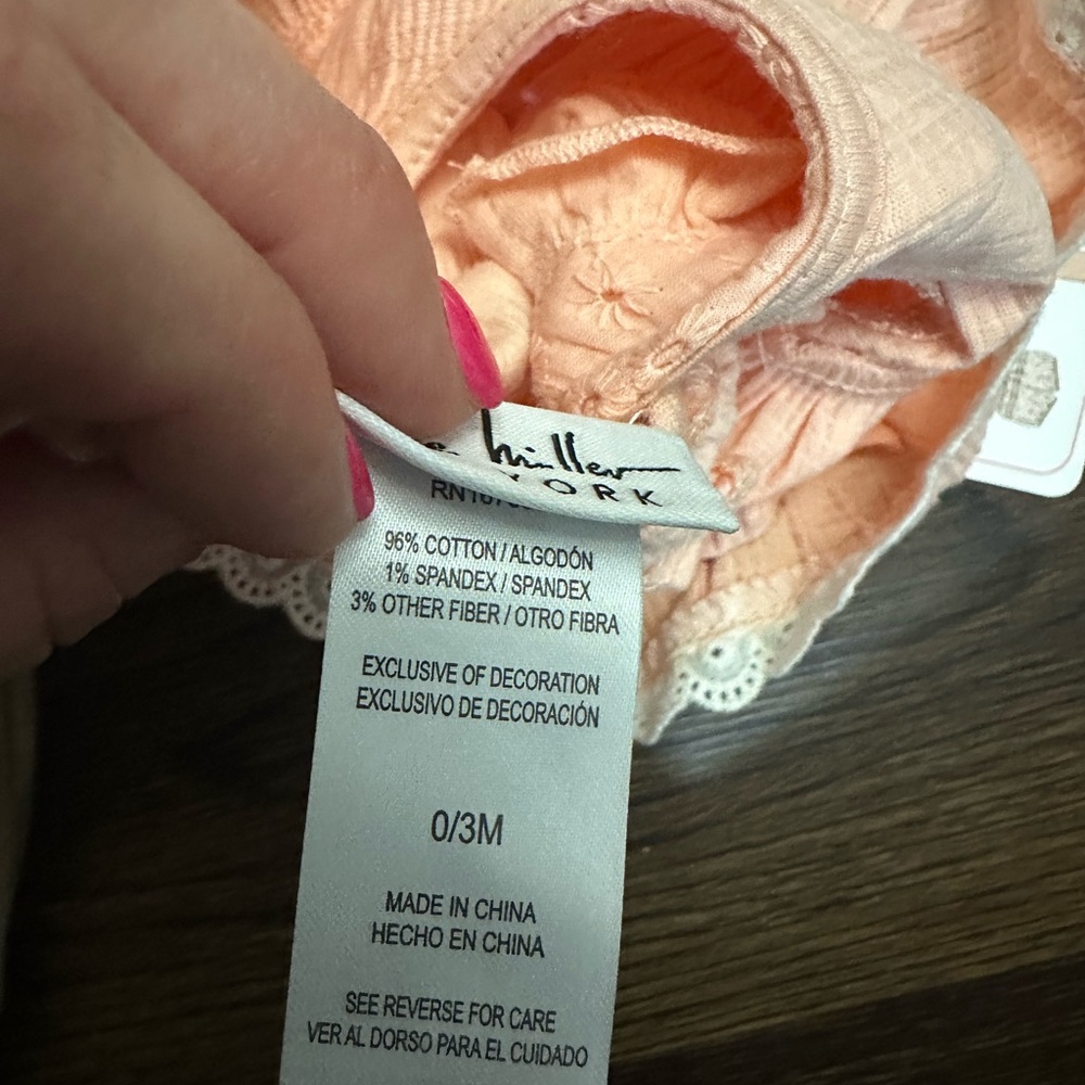 NWT Nicole Miller 0-3 Month Peach Baby Girl Outfit Set Dress & Onesie - Picture 4 of 5